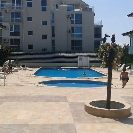 Ganz Real Estate Sarafovo 2 아파트 *